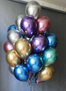Фонтан из 25 шаров цвета хром