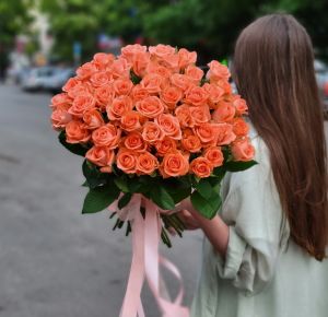 Букет из 51 розы Джиорджина (высота роз 60 см)
