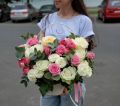 Корзина с розами "Нежное вдохновение"