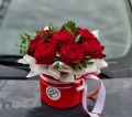 Коробка из 9 красных роз