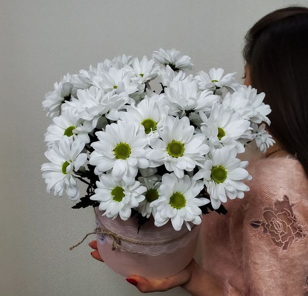 Коробка с ромашками