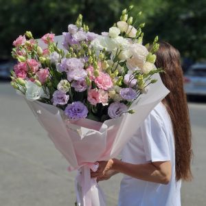 Букет эустомы "Дольче вита"